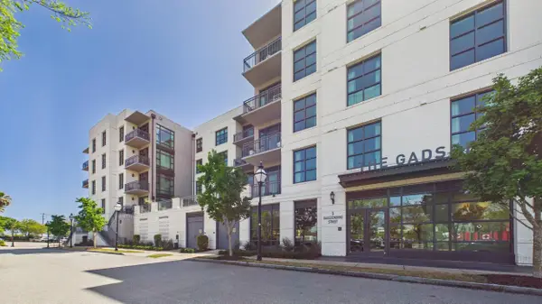 5 Gadsdenboro Street #Apt 212, Charleston, SC 29401