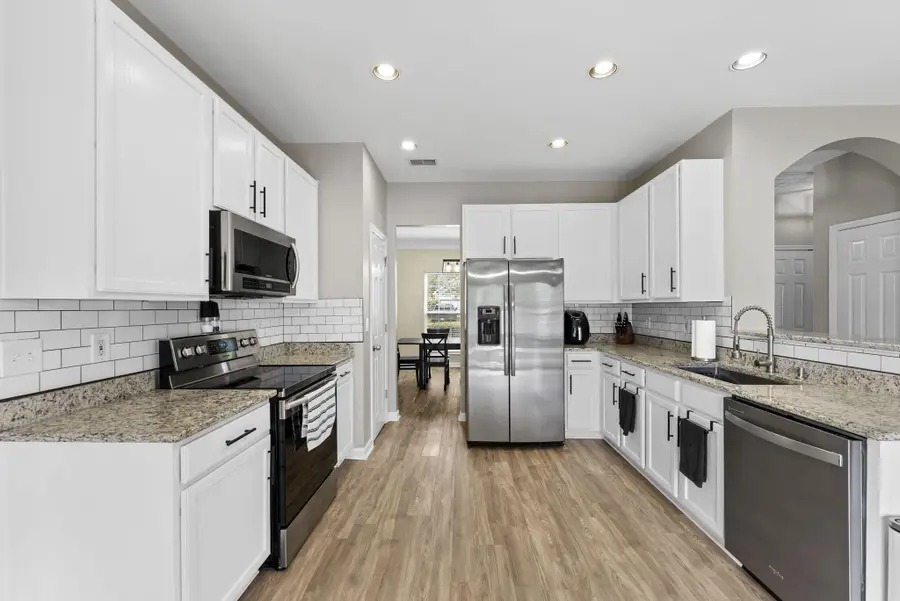 109 Hollytree Circle, Ladson, SC 29456 - #2