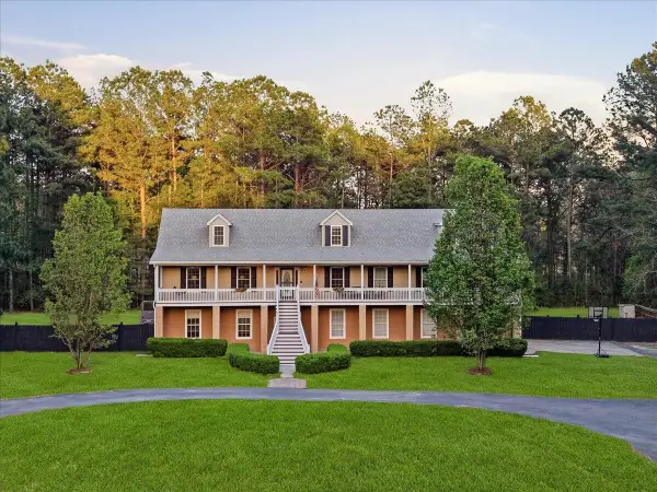 1217 Saddlehorn Road, Summerville, SC 29486