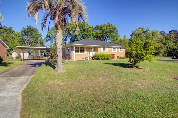 1084 Honeysuckle Lane, Charleston, SC 29412