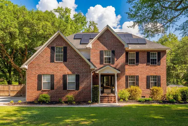 12 Plantation Circle, Summerville, SC 29485