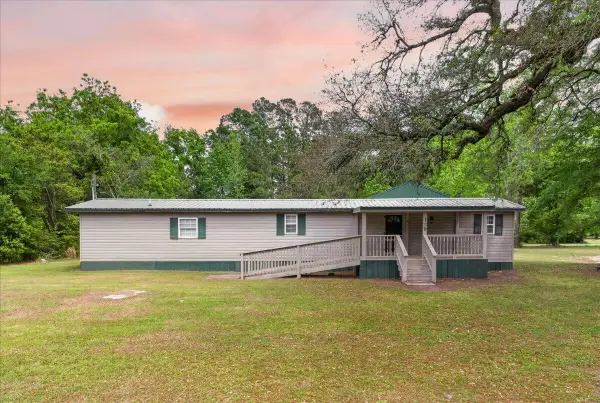 119 State Road S-38-1804, Vance, SC 29163
