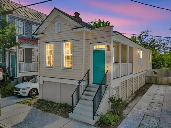 19 Ashton Street, Charleston, SC 29403