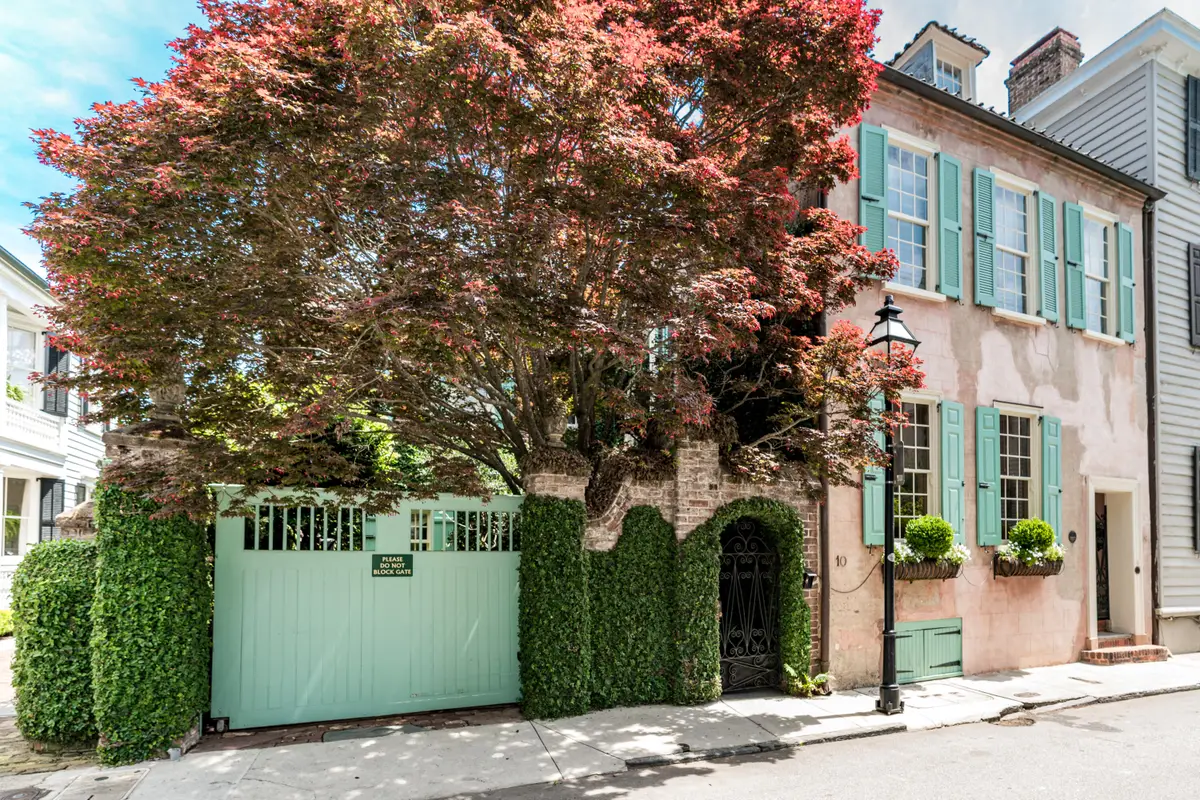 8 Orange Street, Charleston, SC 29401 - #1