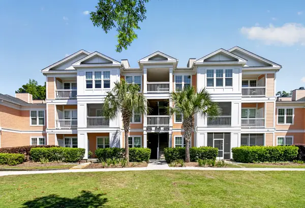 2212 Chatelain Way, Mount Pleasant, SC 29464