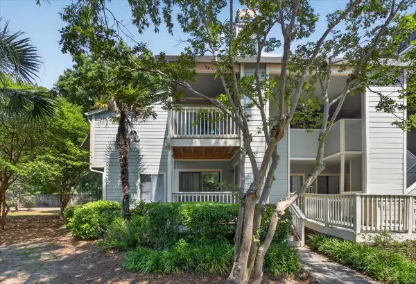 1481 Center Street #Apt 1301, Mount Pleasant, SC 29464