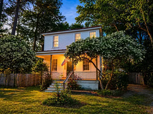 1104 N Hillside Drive, Charleston, SC 29407