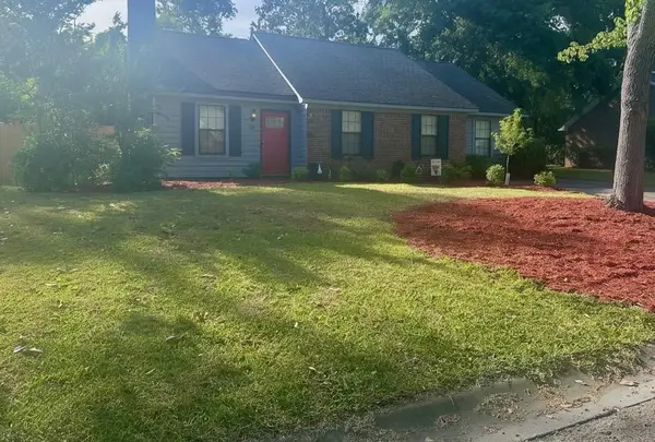 101 Glebe Road, Summerville, SC 29485