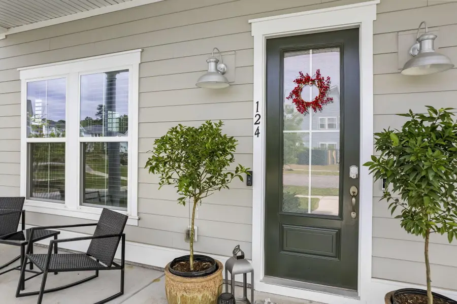 124 Medford Street, Summerville, SC 29486 - #3