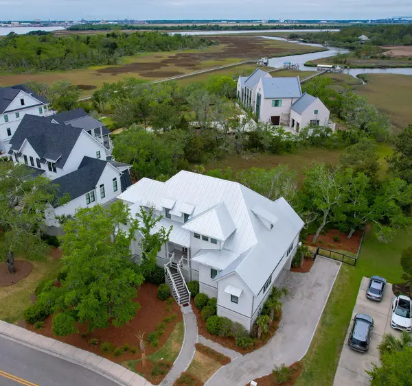 835 Dunham Street, Daniel Island, SC 29492