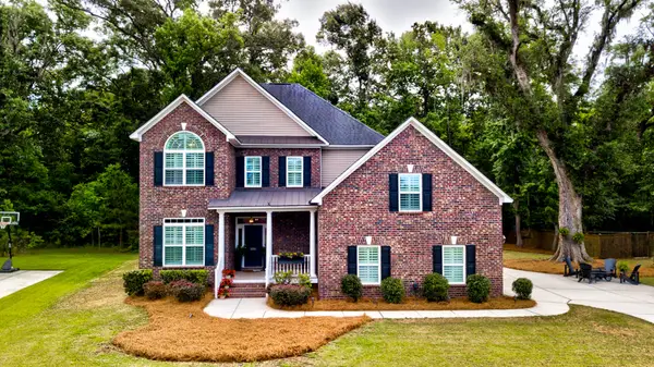 5551 Crescent View Drive, North Charleston, SC 29420