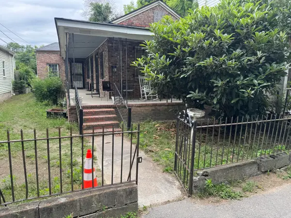 8 Poinsett Street, Charleston, SC 29403