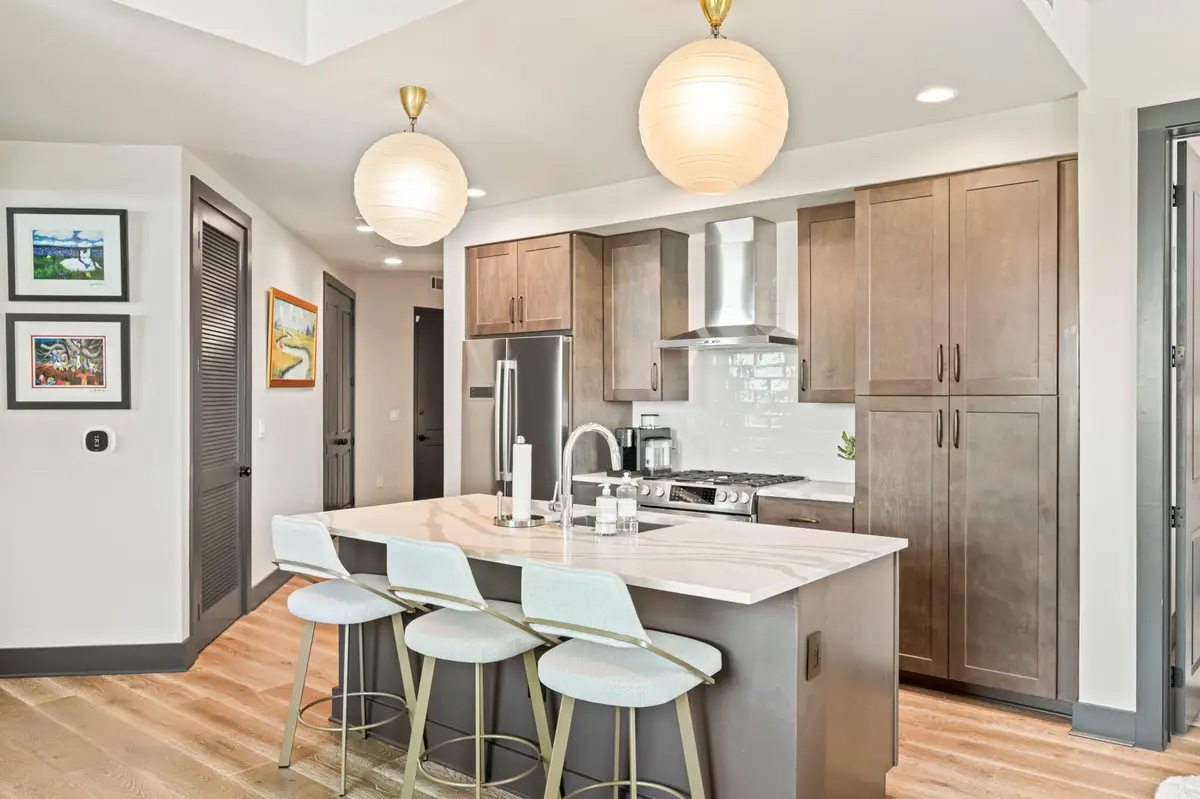 5 Gadsdenboro Street #303, Charleston, SC 29401 - #1