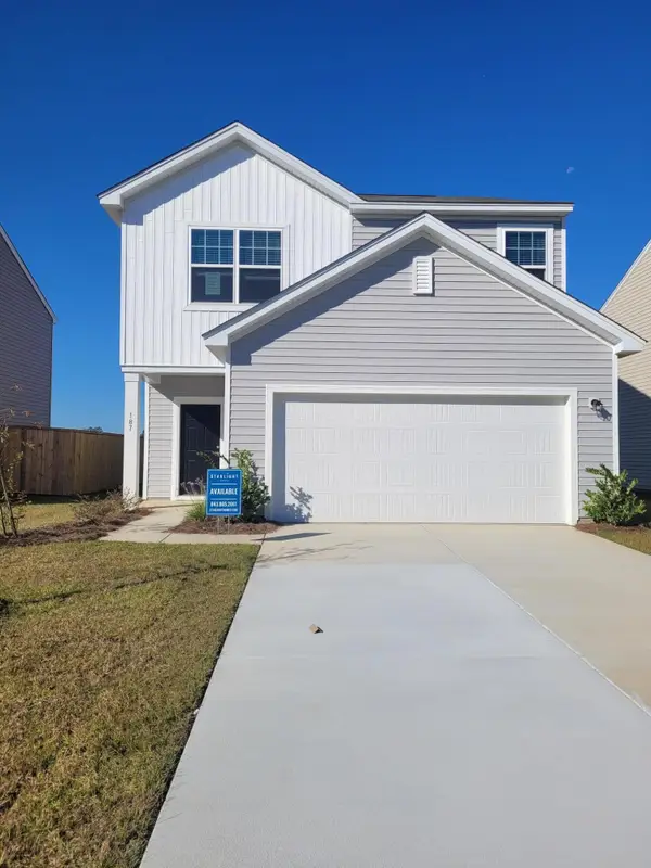 1245 Carriage Wood Circle, Ridgeville, SC 29472