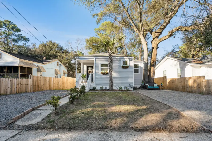 2384 Cambridge Avenue, North Charleston, SC 29405 - #3