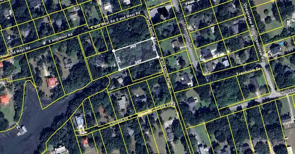 1327 North And South Road, Charleston, SC 29412