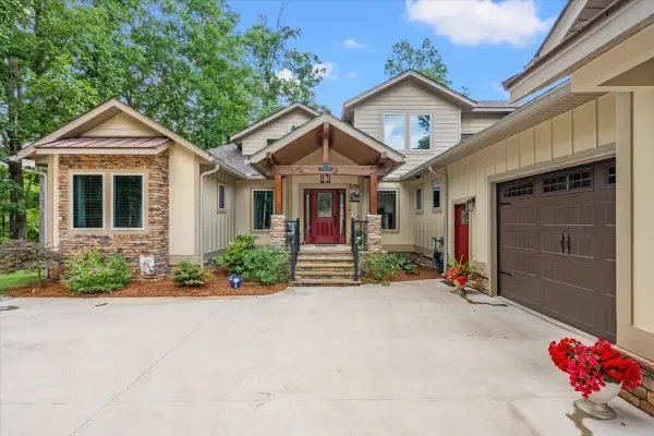 117 Hickory Landing Court, Elloree, SC 29047