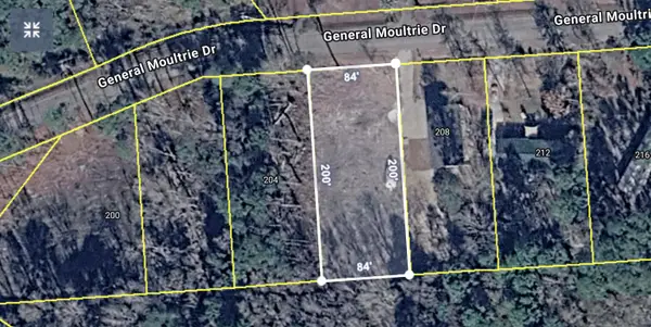 206 General Moultrie Drive, Bonneau, SC 29431