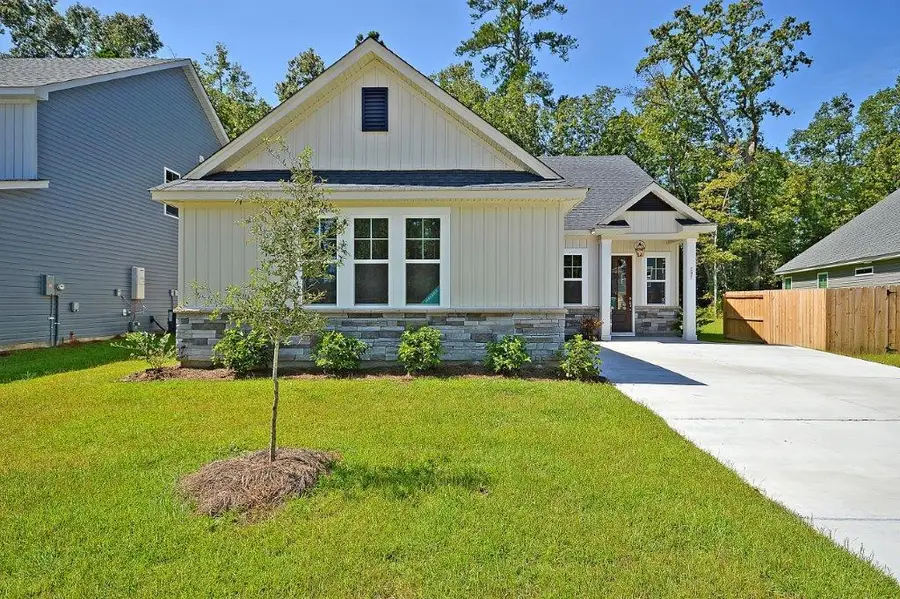 222 Creek Pointe Drive, Moncks Corner, SC 29461 - #2