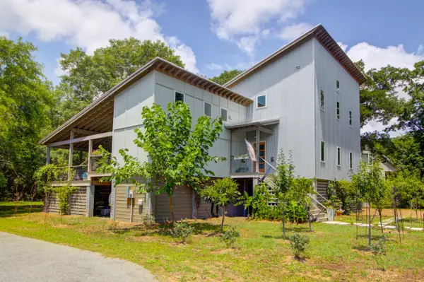 1584 Periwinkle Drive, Mount Pleasant, SC 29466