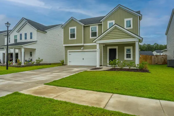 450 Camellia Bloom Drive, Moncks Corner, SC 29461