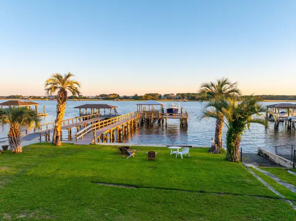 2313 Lazy River Drive, Charleston, SC 29414