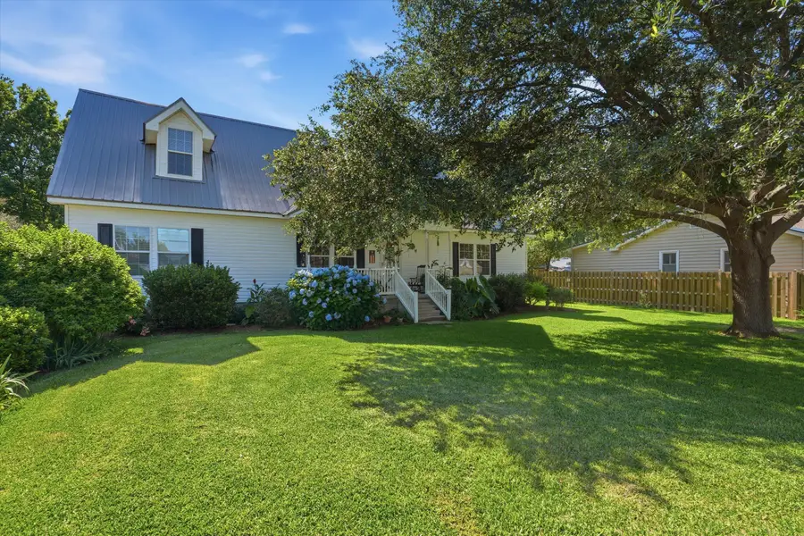 116 Sparrow Street, Bonneau, SC 29431 - #3
