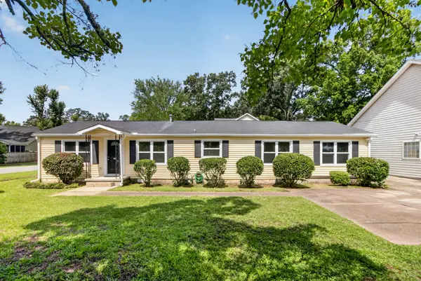 8805 Antler Drive, North Charleston, SC 29406