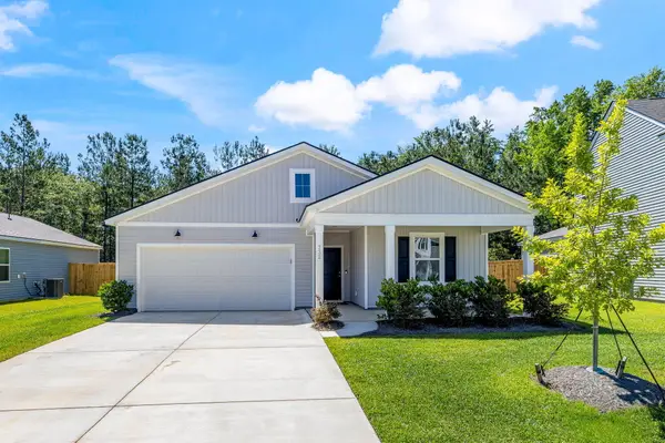 732 Meadowbrook Lane, Summerville, SC 29486