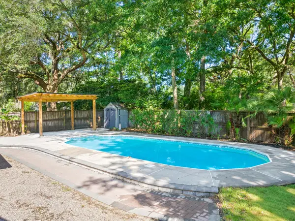 29 Hillcreek Boulevard, James Island, SC 29412