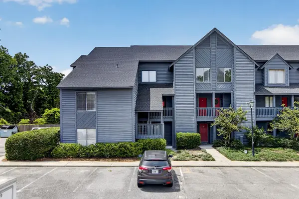 1530 Fort Johnson Road #Apt 1e, Charleston, SC 29412