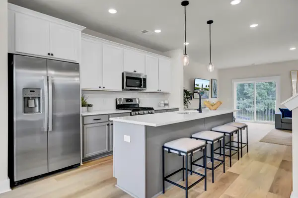 136 Fernbank Road Court, Johns Island, SC 29455
