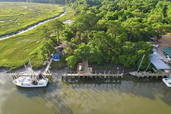 26 Hallmark Road, Saint Helena Island, SC 29920