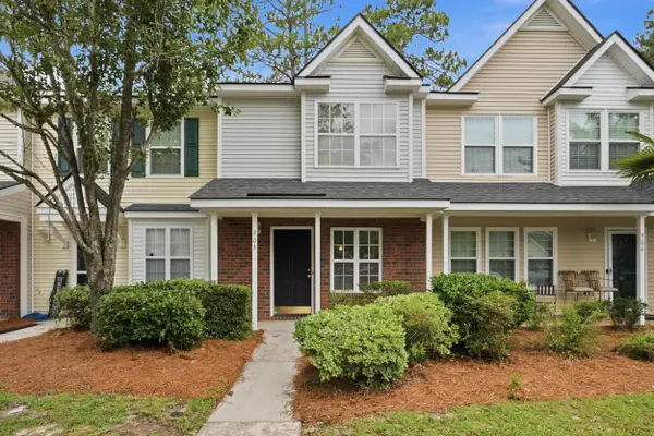 903 Elm Hall Circle, Summerville, SC 29483