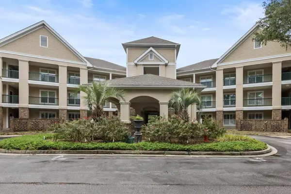 1479 Long Grove Drive #204, Mount Pleasant, SC 29464