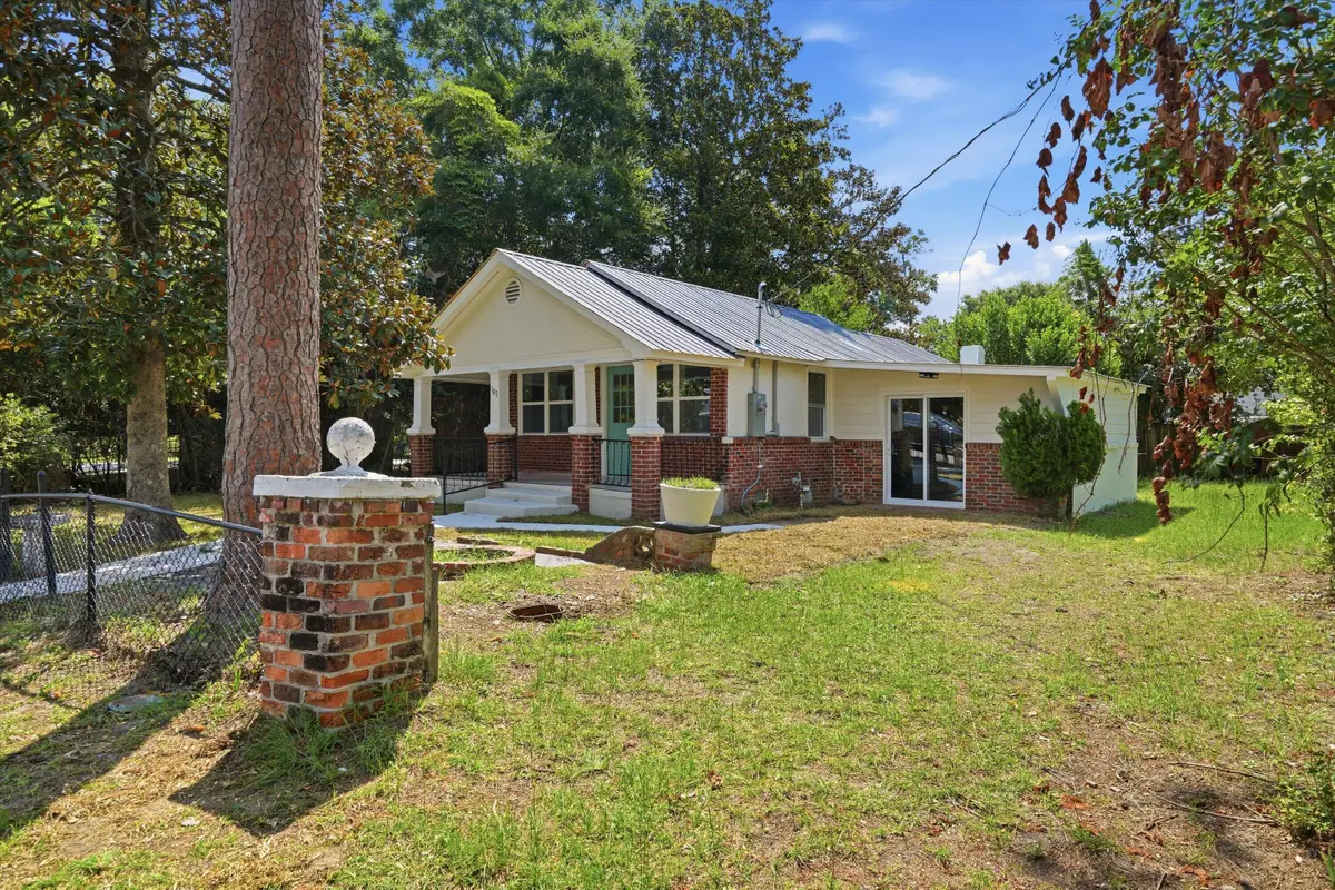 107 Grant Street, Walterboro, SC 29488 - #1