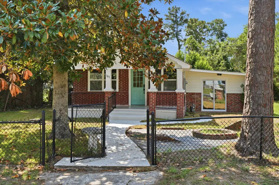 107 Grant Street, Walterboro, SC 29488 - #2