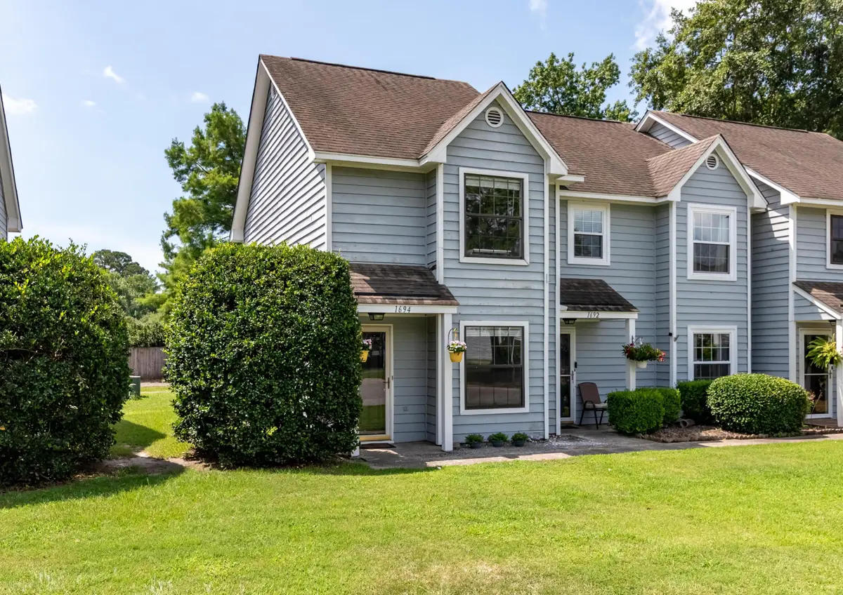1694 Hunters Run Drive, Mount Pleasant, SC 29464 - #1