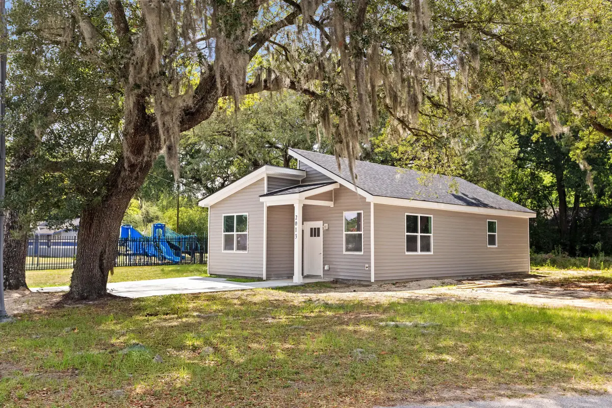 2013 Robertson Boulevard, North Charleston, SC 29406 - #1