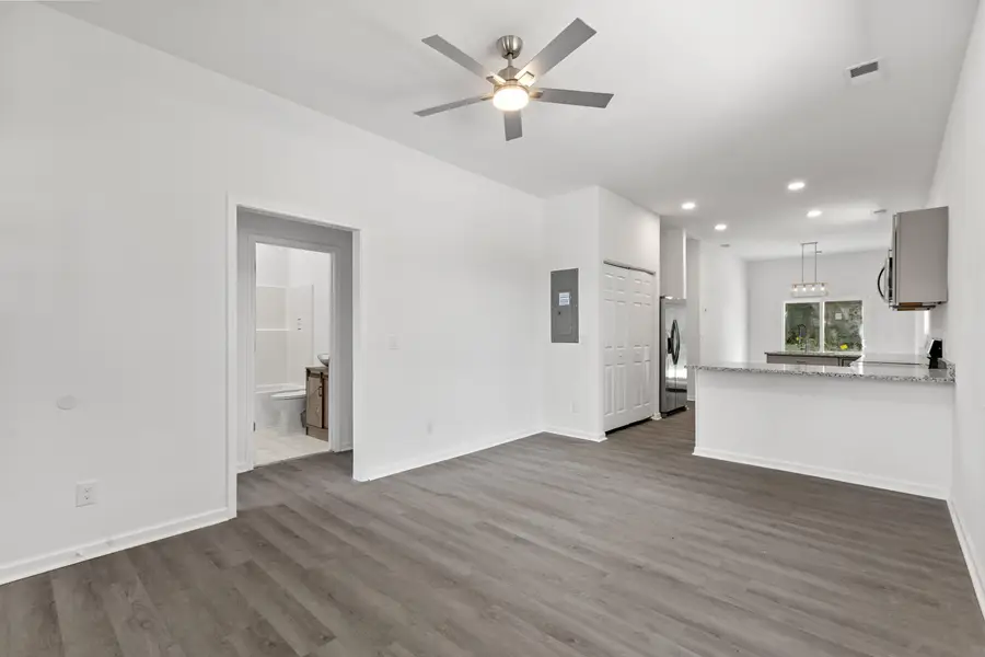 2013 Robertson Boulevard, North Charleston, SC 29406 - #3