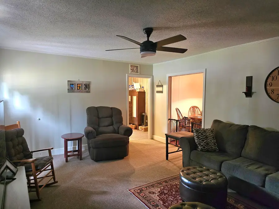 205 Forest Circle, Walterboro, SC 29488 - #3