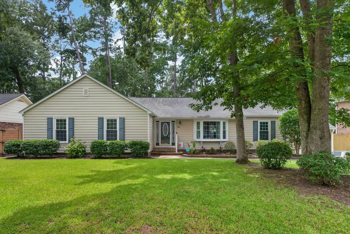 104 Runnymede Lane, Summerville, SC 29485 - #1