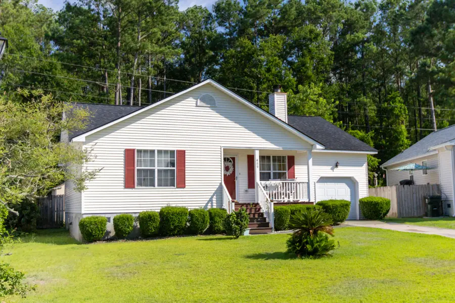 469 Courtland Drive, Summerville, SC 29486 - #2