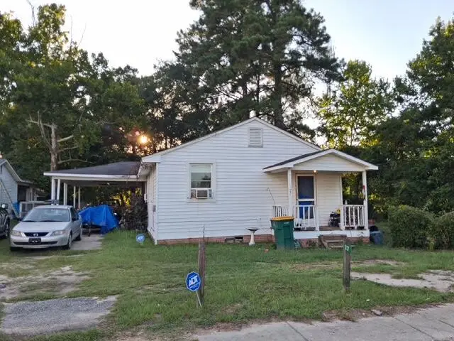 27 N Barfield Street, Manning, SC 29102 - #1