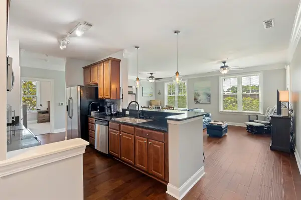 2000 Belle Isle Avenue #301, Mount Pleasant, SC 29464