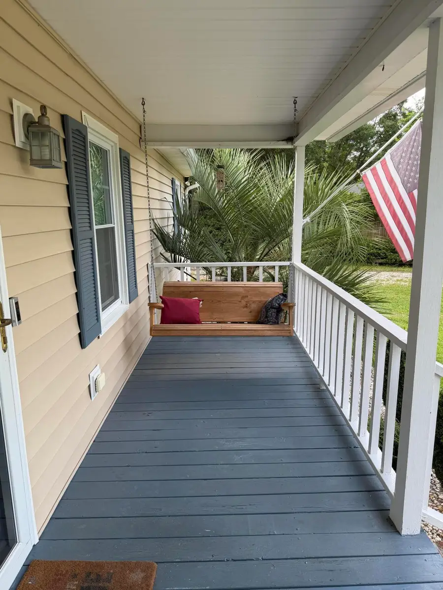 210 Carolina Avenue, Saint George, SC 29477 - #2