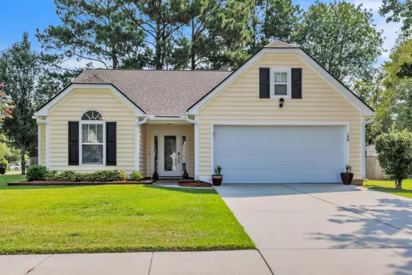 106 Irish Oak Drive, Goose Creek, SC 29445