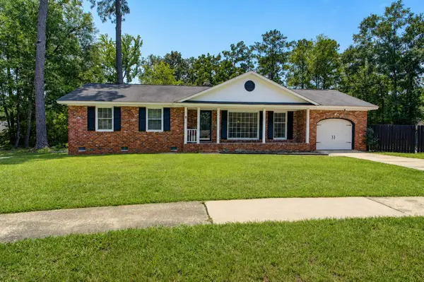102 Marmet Court, Summerville, SC 29485