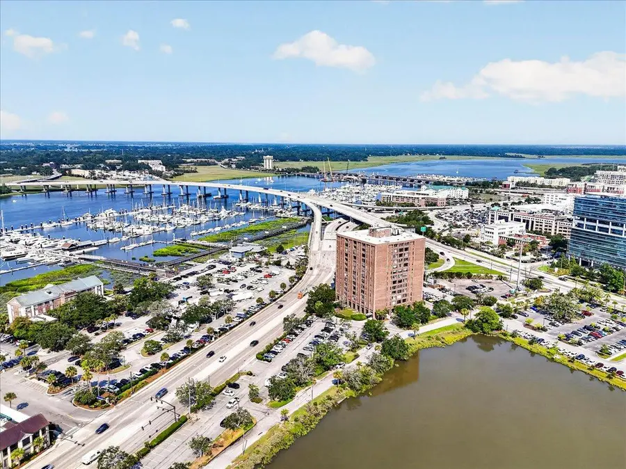 14 Lockwood Drive #Apt 10i, Charleston, SC 29401 - #2