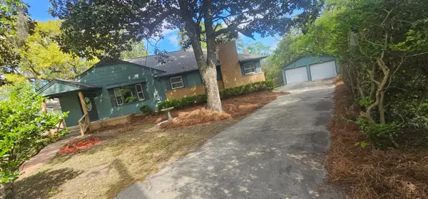 5452 E Lakeland Drive, North Charleston, SC 29406